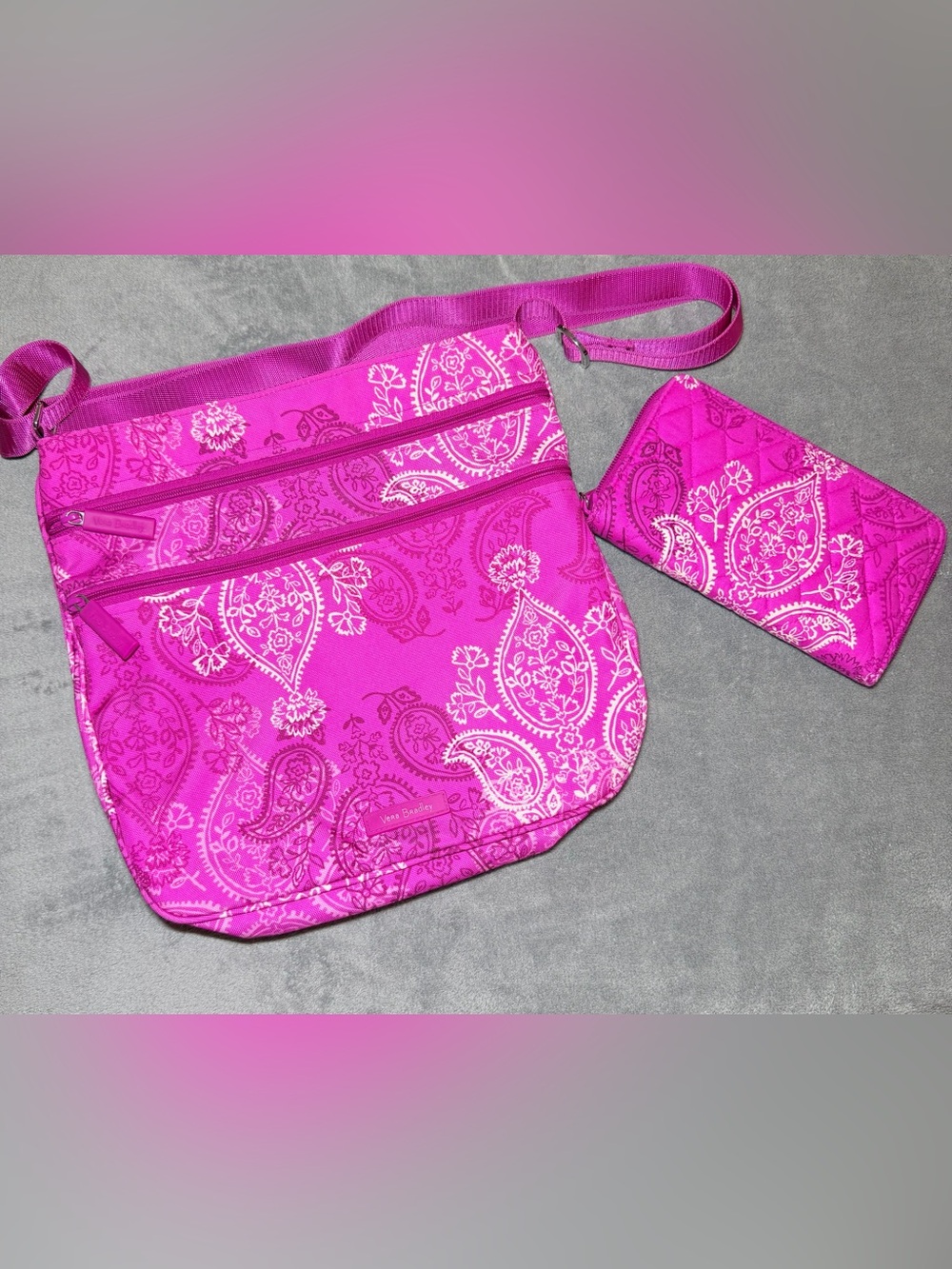 Very Bradley Triple zip Hipster and matching Wallet in Stamped Paisley.